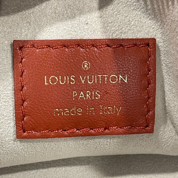 Louis Vuitton Coussin Leather Handbag Brick/White (JB1103) - Picture 10 of 10